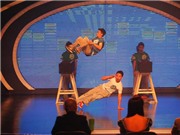 Bóng đá anh, ngoại hạng anh, lịch thi đấu euro 2012, Thúy Hạnh dành 12 tin nhắn ủng hộ nhóm Gia đình Bong Bóng!